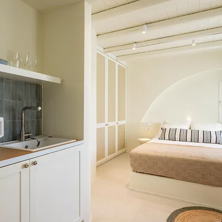 Naxia Gaia Hotel