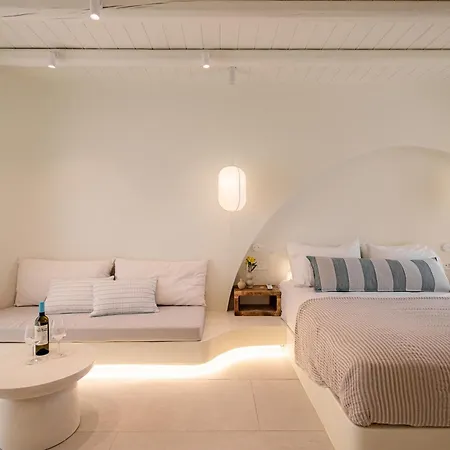 Naxia Gaia Hotel
